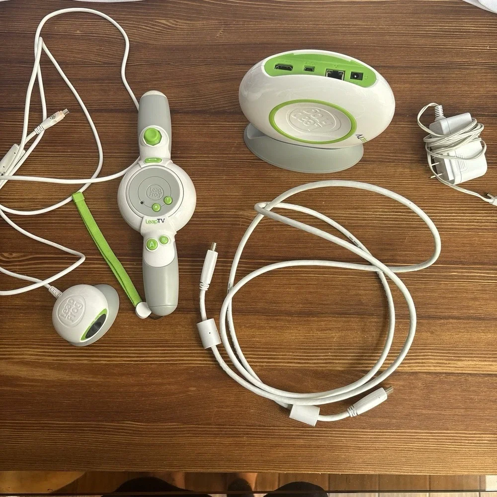 LeapFrog LeapTV Educational Video Gaming System Bundle w/ 3 Games Tested